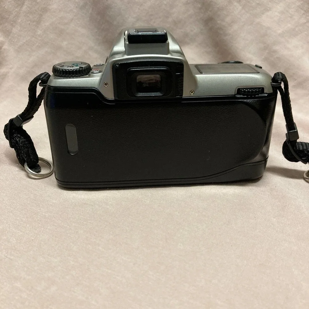 NIKON N65 Film camera